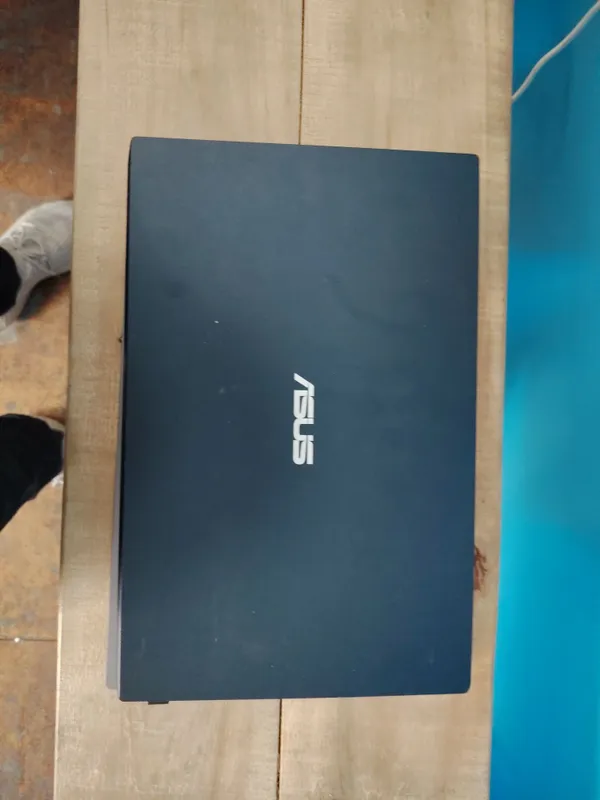 Asus expert book 3