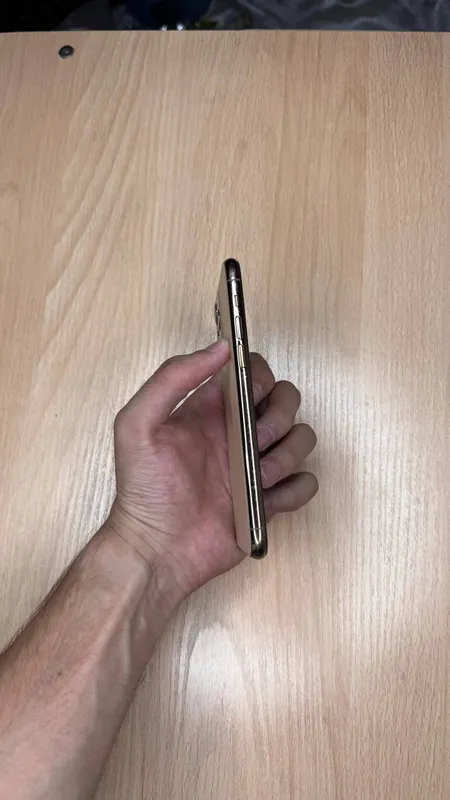 iPhone 11 Pro 3