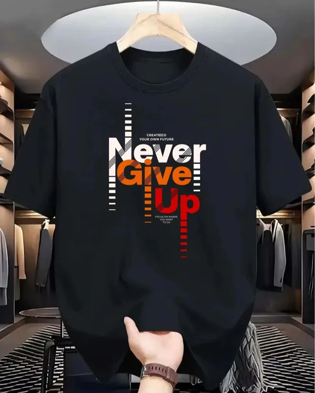 Мужская футболка с надписью Never Give Up Мужская футболка с надписью Never Give Up