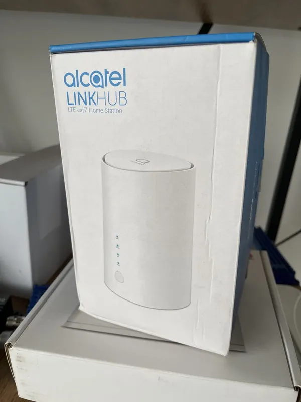LTE CAT7 Router Home Station Alcatel LinkHub LTE CAT7 Router Home Station Alcatel LinkHub