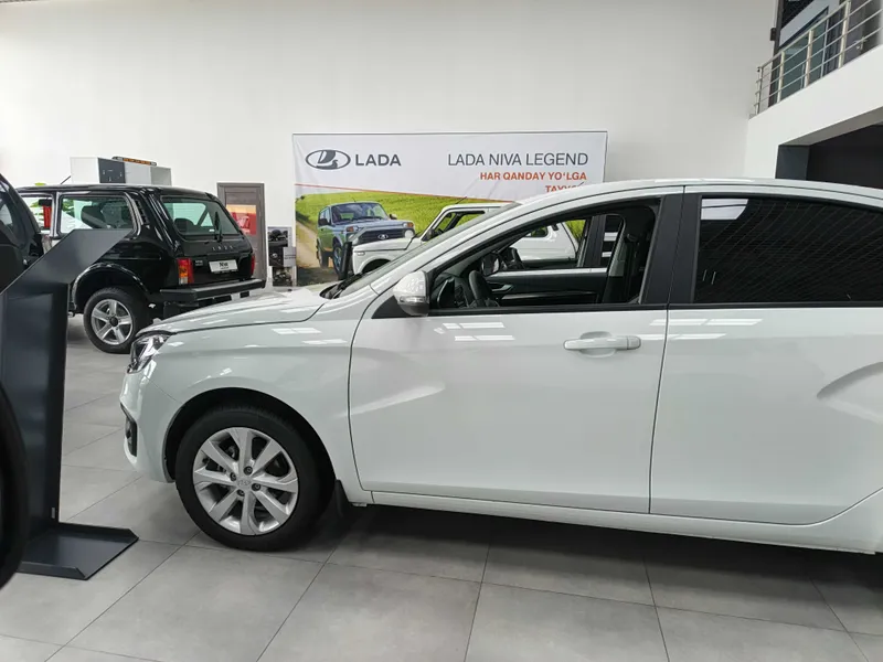 LADA Vesta Sedan — фото 2