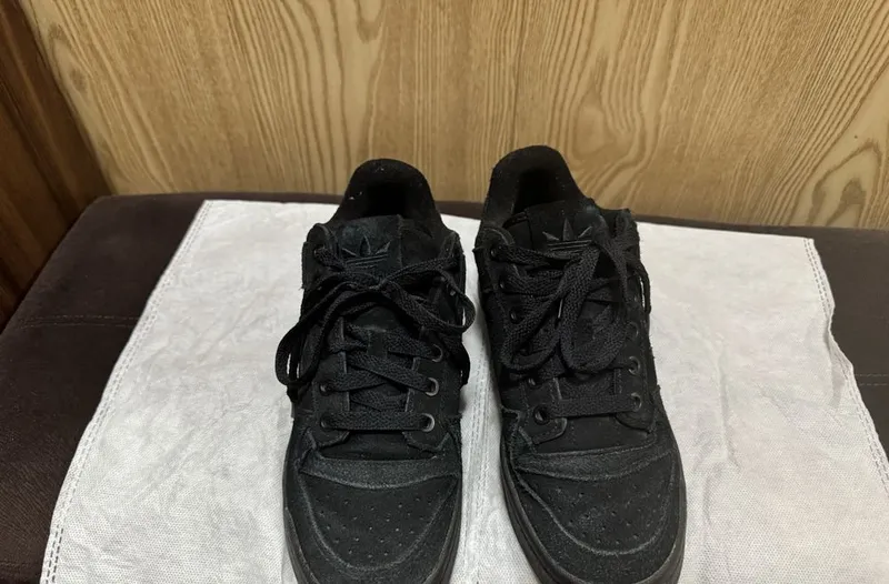Adidas krossovkalari 2