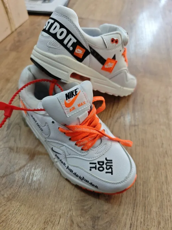 Продаются кроссовки Nike 1 Продаются кроссовки Nike 1