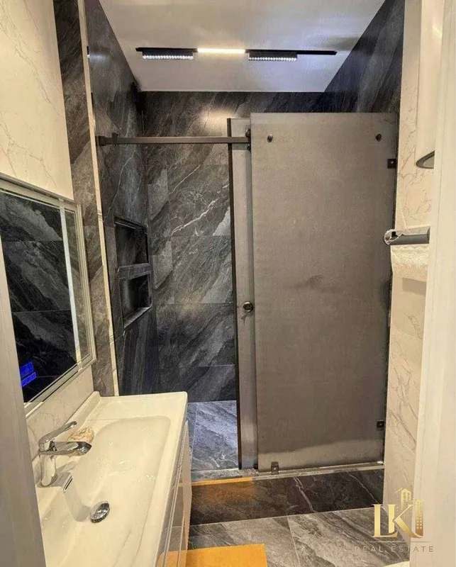 Продаётся 2-комнатная квартира в ЖК BM Group Charx Novza (Charx Novza), 60 м², евроремонт 8