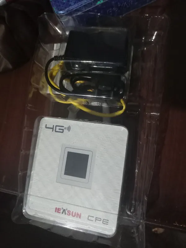 Wi‑Fi роутер, использовался 3 месяца 3
