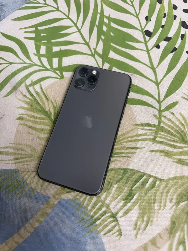 Iphone 11 pro holati ideal ochilmagan 64gb 72% — фото 2 Iphone 11 pro holati ideal ochilmagan 64gb 72% — фото 2