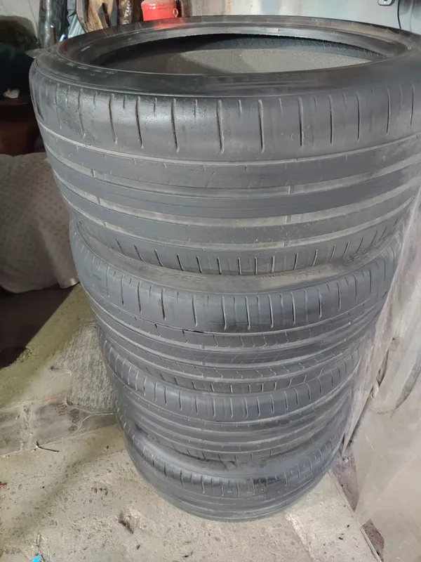 Продам шины тесла итд 19 с шумкой Продам шины тесла итд 19 с шумкой