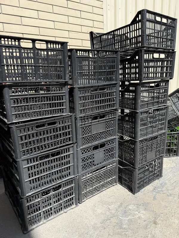 Yashik plasmast va taxta sotilati-Продайотся яшики