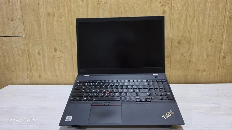Ноутбук Lenovo ThinkPad T15 Gen1 2