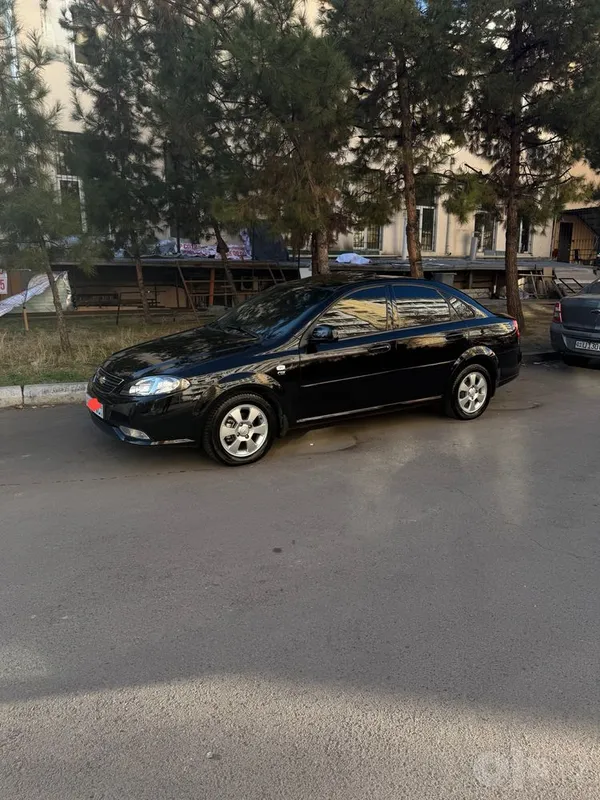 Getra qora (Lacetti) sotiladi ideal holartda 2021 yil 1 Getra qora (Lacetti) sotiladi ideal holartda 2021 yil 1