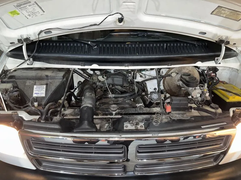 Dodge RAM minivan 2500 8 Dodge RAM minivan 2500 8