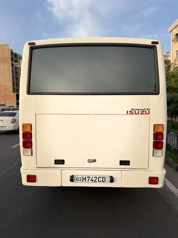 Isuzu sotiladi 2016. Avtobus — фото 5