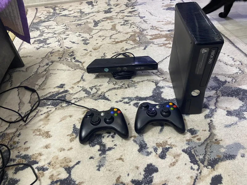 Xbox360 гарантия имеется — фото 1