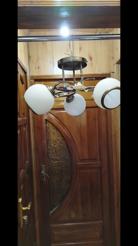 Люстра трёх рожковая