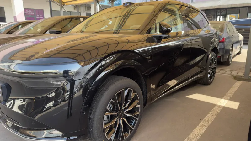 ZEEKR 7X perfomence AWD 705 km — фото 4