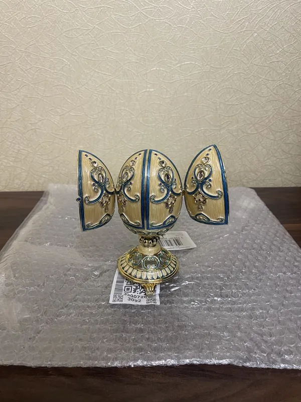 Продается Яйцо с часами в стиле Fabergé — фото 2