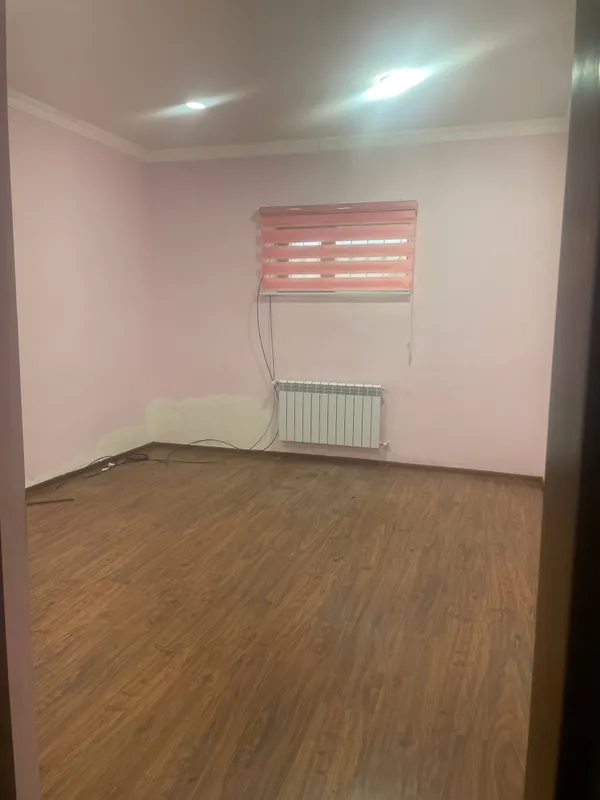 продаётся полуподвальное помещение 220 м2 — фото 1