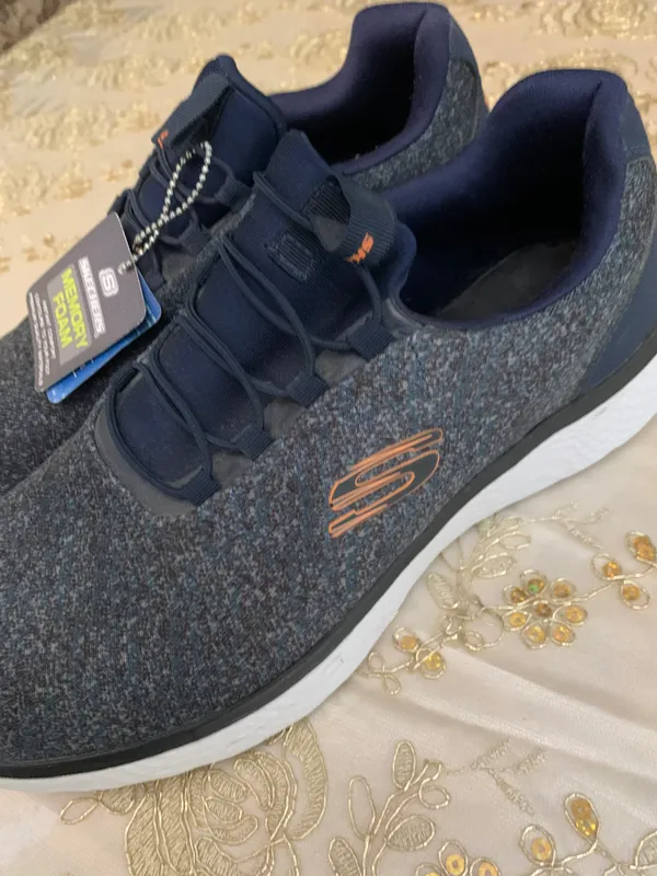 Skechers