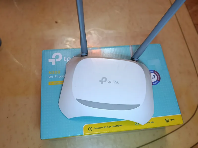 Wi-Fi роутер N300, хорошее состояние Б/у — фото 4