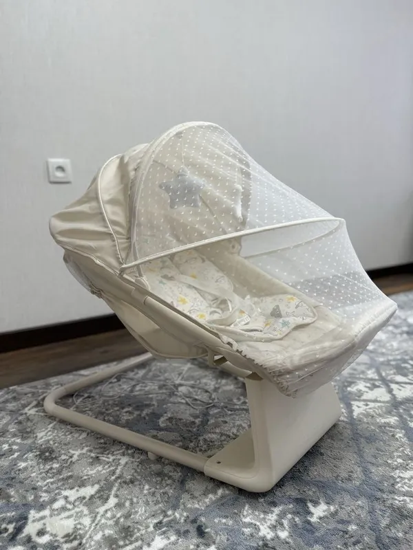 Детский электрошезлонг для новорождённых