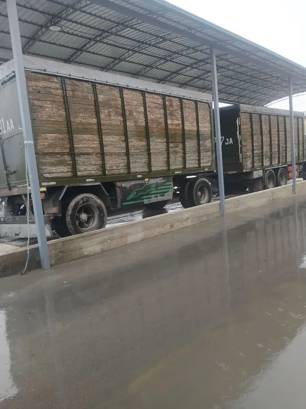 Kamaz pritsep sotiladi xolati yaxshi 5
