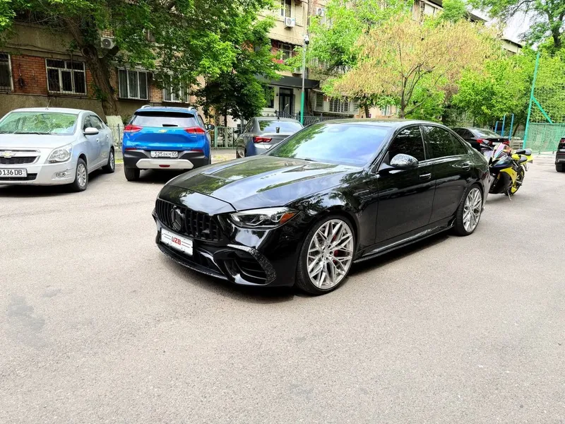 Mercedes-Benz AMG C63 SE performance — фото 7