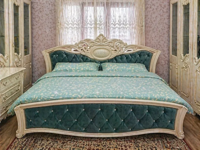 Спальный гарнитур новый с кроватью, шкафом и комодом — фото 3
