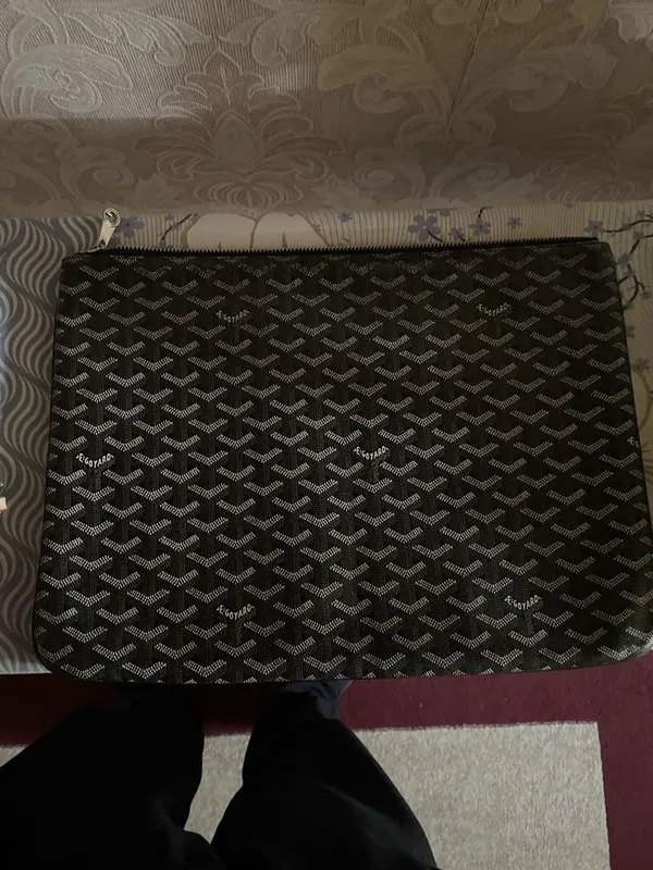 Goyard клатч срочно 1