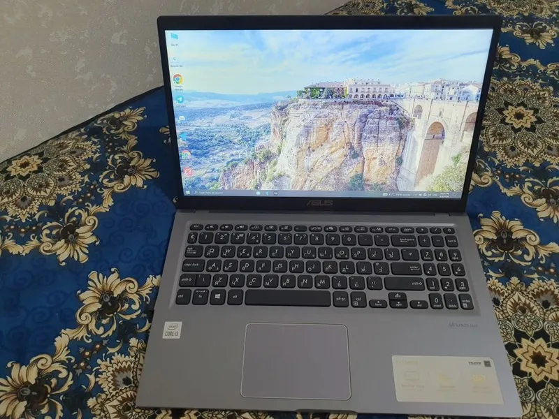 VivoBook 15 X515FAC