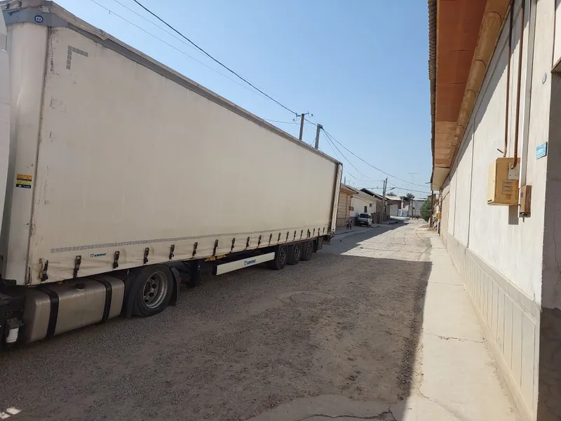Кроне Прицеп сотилади 105 куба Кроне Прицеп сотилади 105 куба