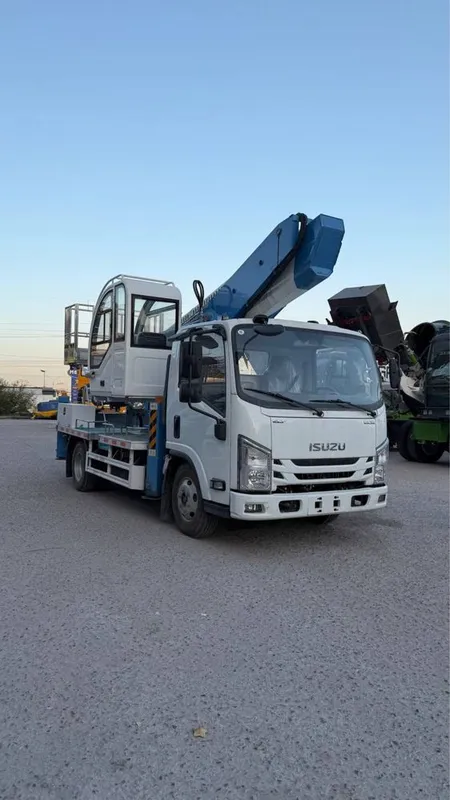 Avtoveshka Isuzu , Howo , JMC 31 metr