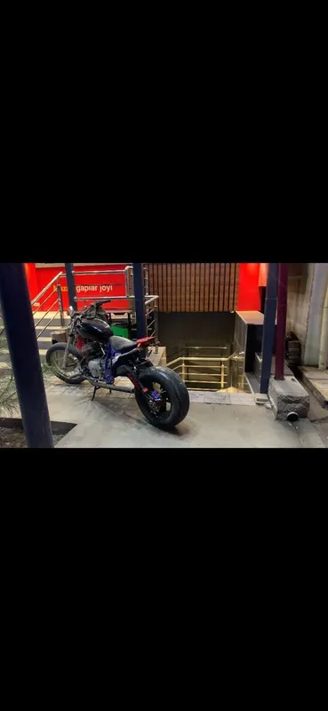 Moto sotiladi 2porshen