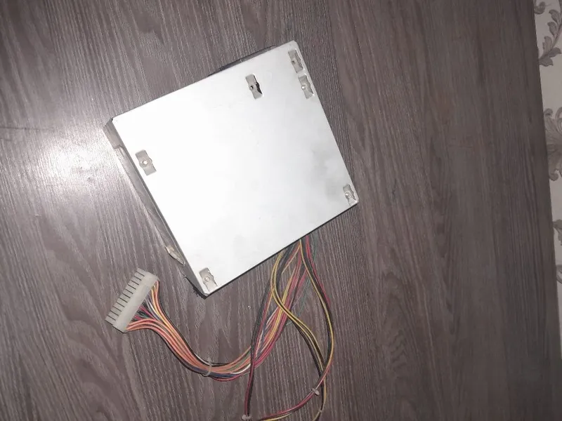 Blok pitaniya 400w arzon 1