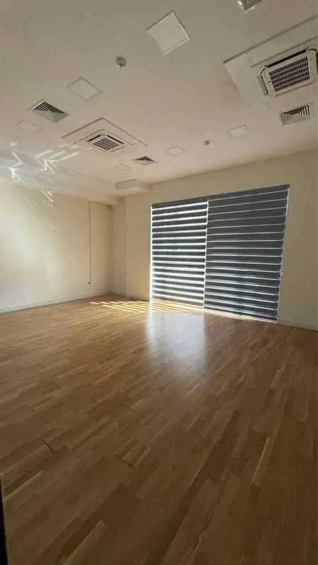 Аренда Евро офис Ор-р: метро Айбек 225м2 3