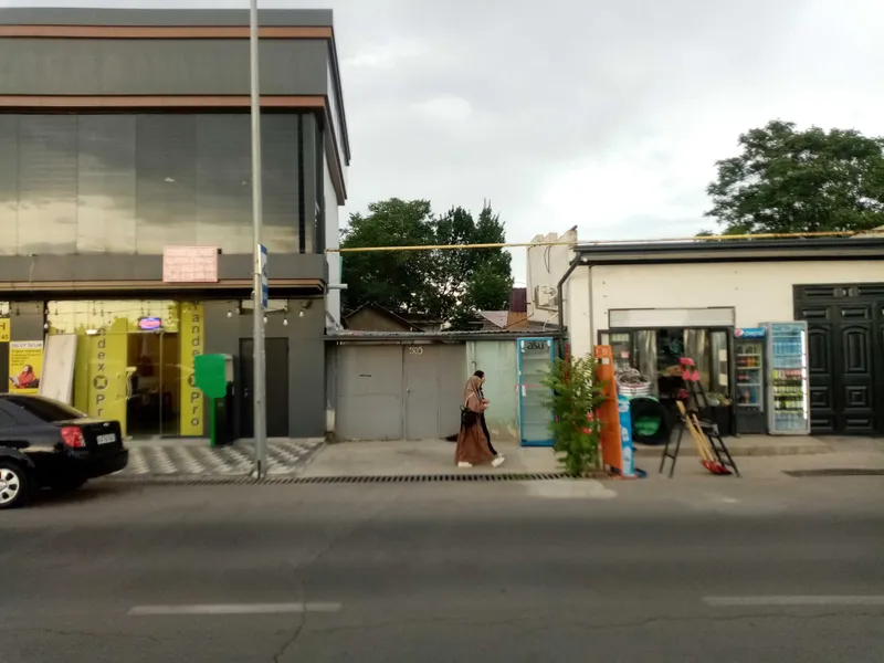 Срочно! Продаю участок на Ферганском шоссе - ворота видны с дороги