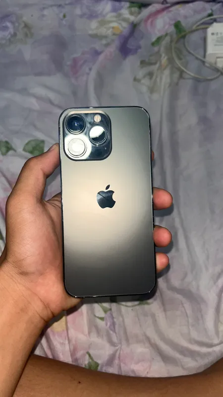 iPhone 13pro 1 iPhone 13pro 1