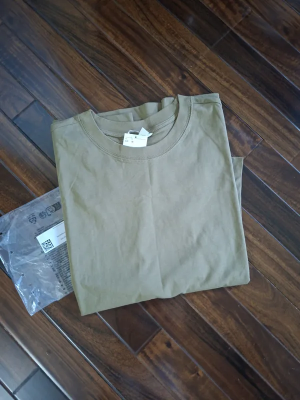 Футболка H&M. Oversize. (унисекс). 1 Футболка H&M. Oversize. (унисекс). 1