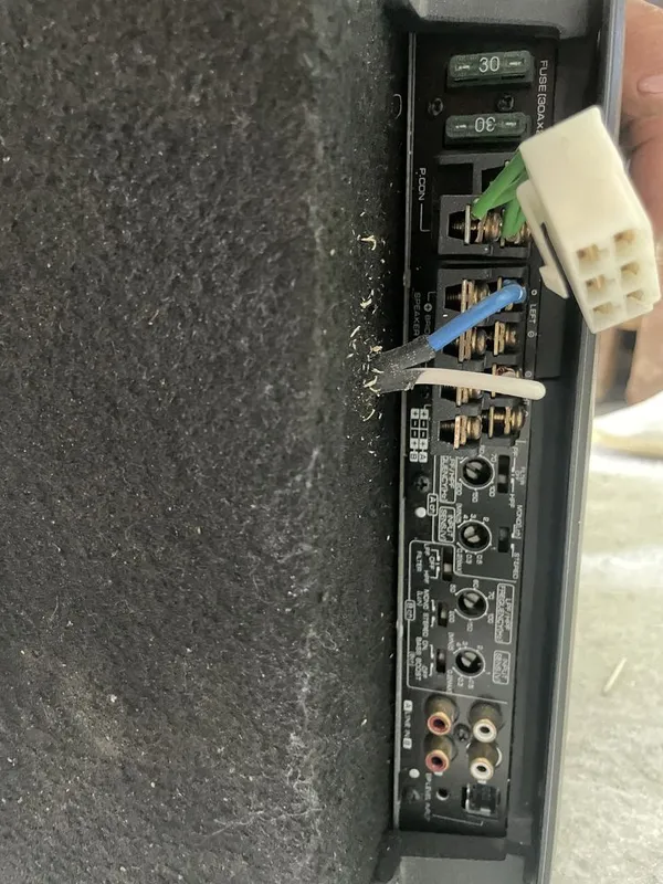 Kenwood 720 W 4 kanal