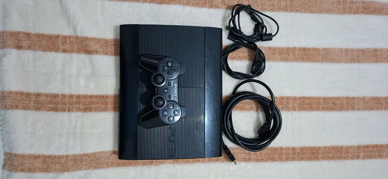 Ps3 super slim 500 gb proshivka qilingan 2 Ps3 super slim 500 gb proshivka qilingan 2