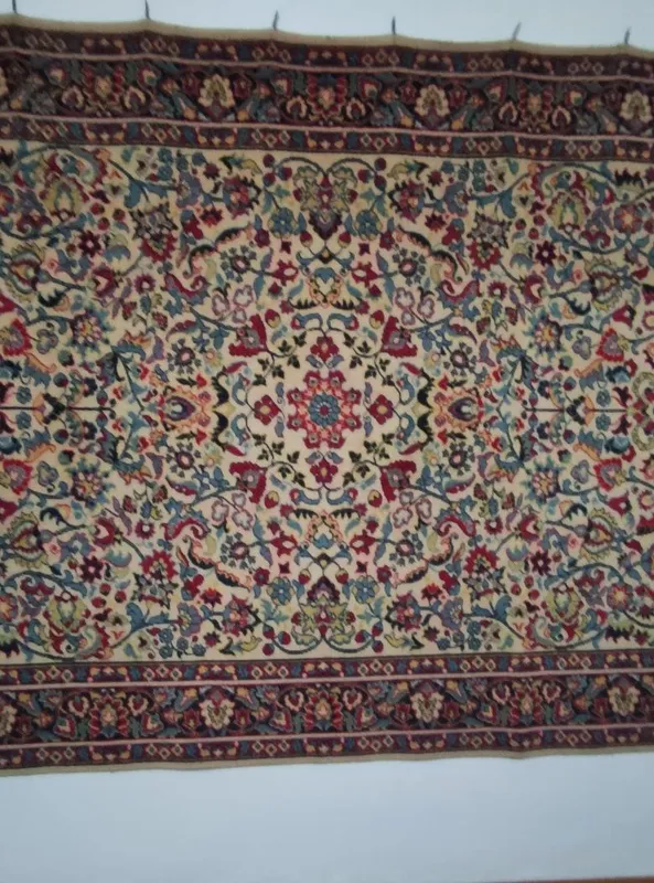 Продается кавёр шерстянной