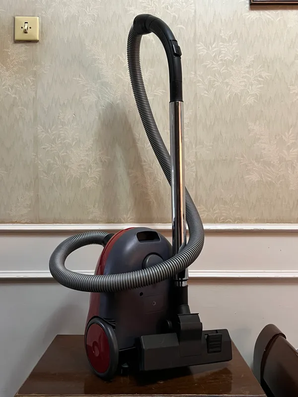 Пылесос Vitek VT2000 7 Пылесос Vitek VT2000 7