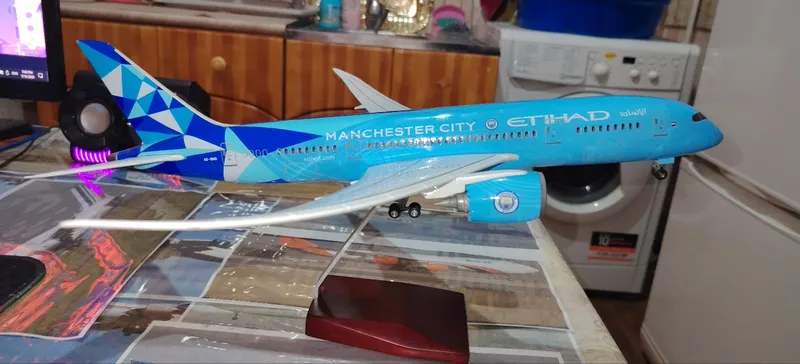 Etihad Airways Manchester City Boeing 787-9 4 Etihad Airways Manchester City Boeing 787-9 4