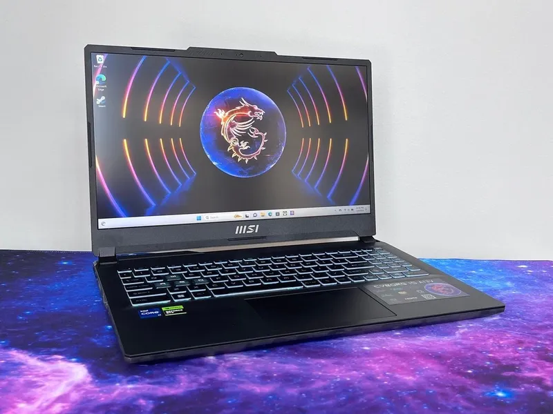 Msi cyborg 15 i7/rtx 4050 — фото 1