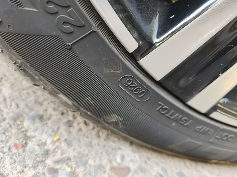 225 45 R19 shina probeg 2000km 5 225 45 R19 shina probeg 2000km 5