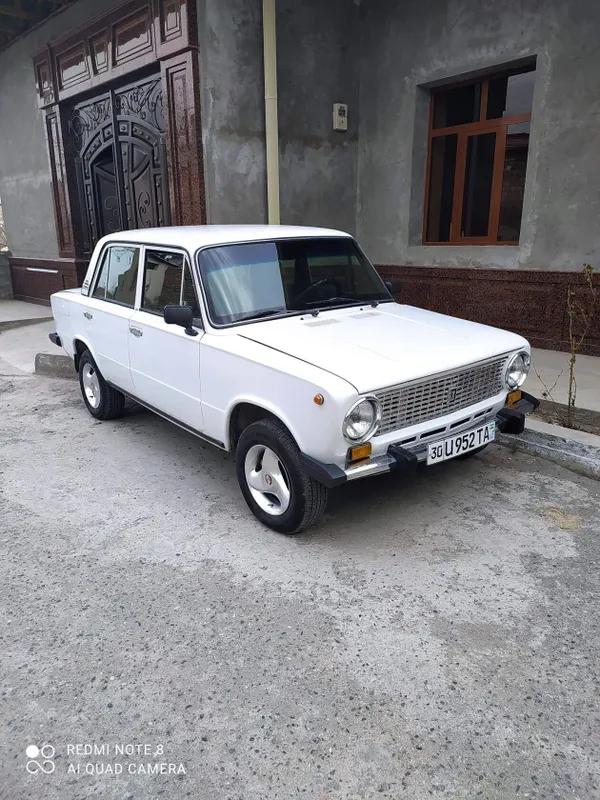 Vaz 011 yili 1976 zapchasga