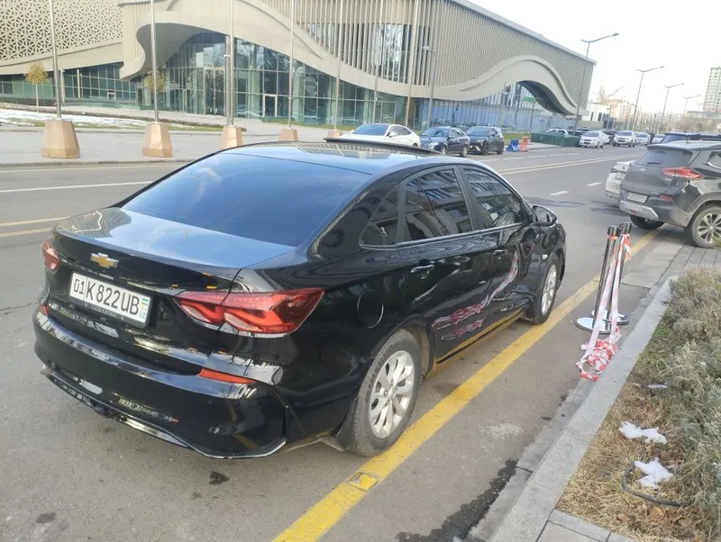 Монза насия савдога берилади