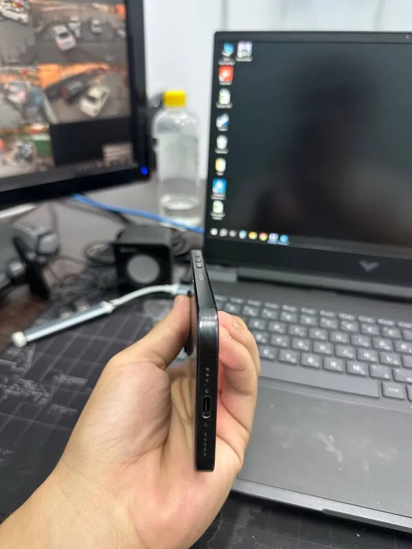 Iphone 15pro sim/esm otkan 4