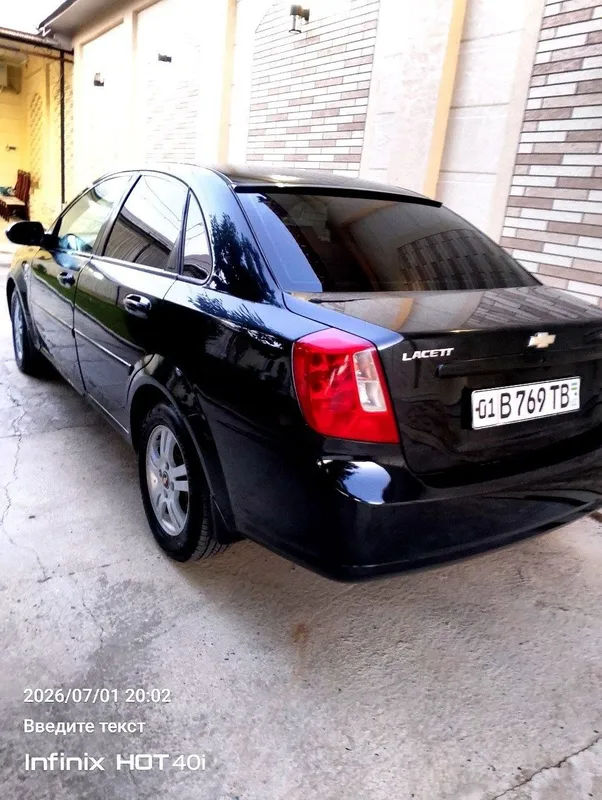 Chevrolet Lacetti 1.8. Holati yaxshi. Gaz va benzin. Mexanik uzatma. M 5