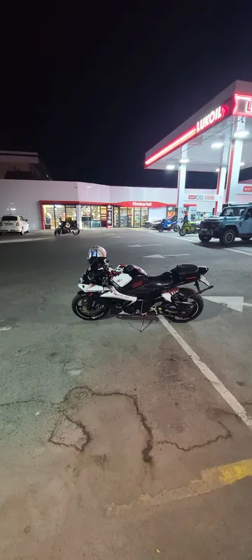 Suzuki GSXR600 K6 2 Suzuki GSXR600 K6 2