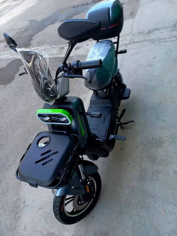 Skuter moped sotiladi 3